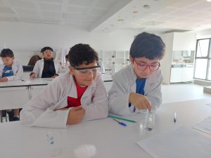 Read more about the article 🔬 EIST Students Shine in the Science Lab
